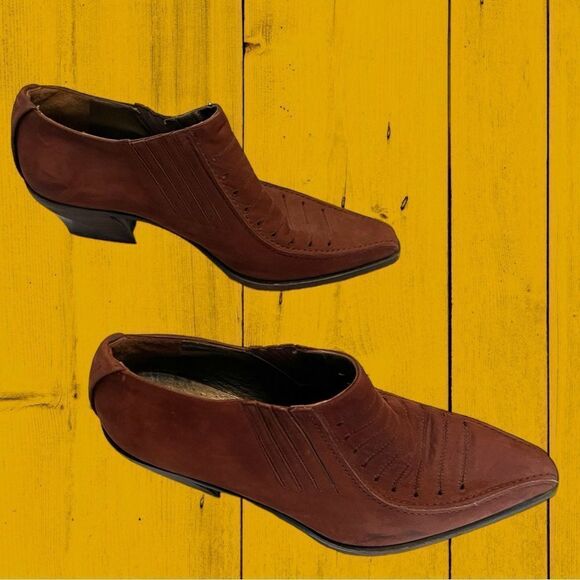 Vintage 90s Via Spiga suede wooden heel pointed toe shoes western style - Picture 2 of 13